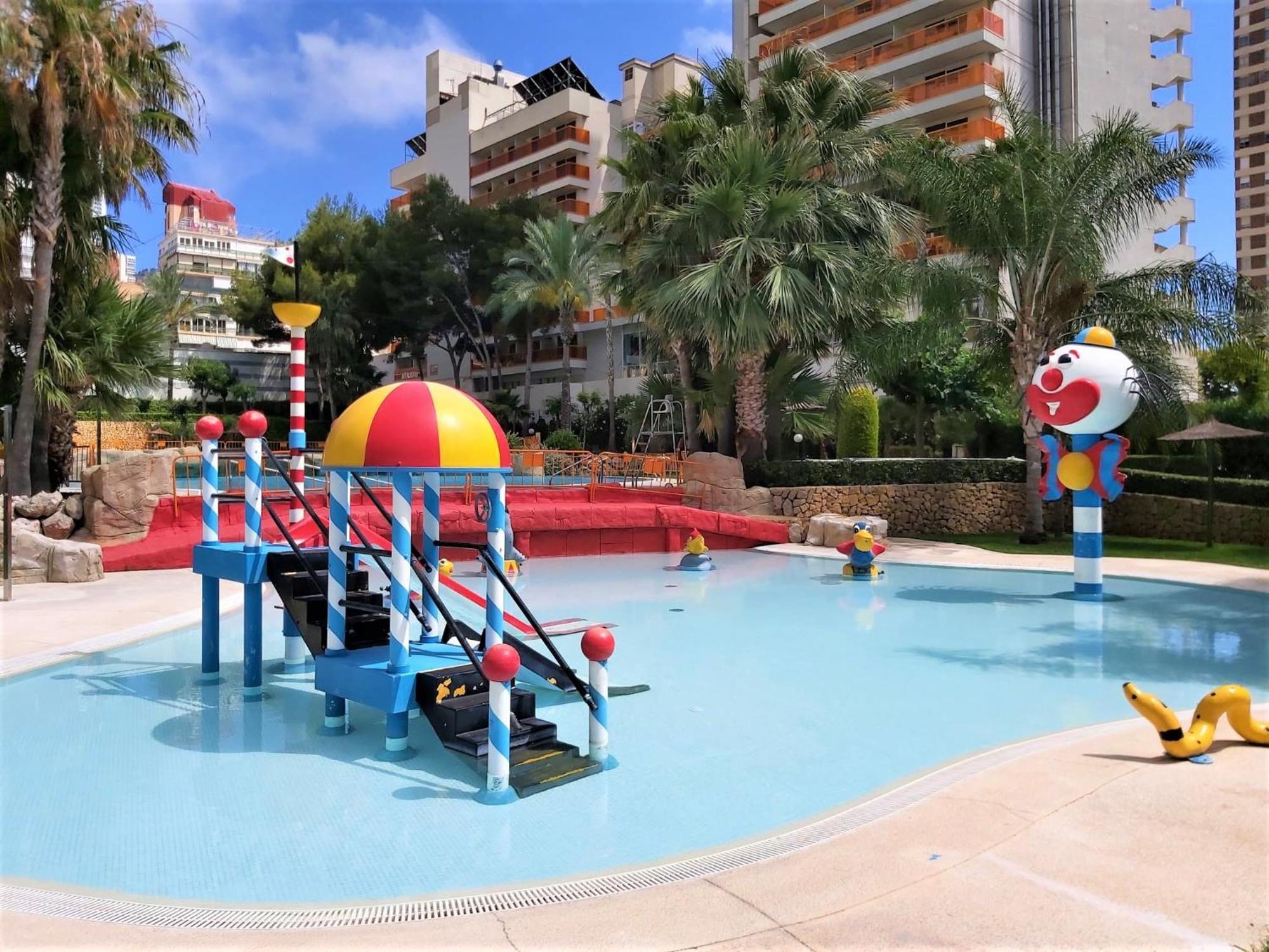 Gemelos 22-1-16 Benidorm Exterior photo
